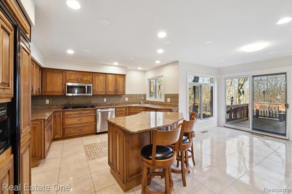 5363 HIGH COURT Way, West Bloomfield, MI 48323 — Photo 15