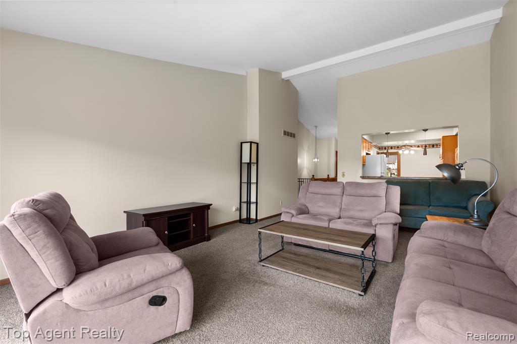 42618 Cassin Way, Clinton Twp, MI 48038 — Photo 6