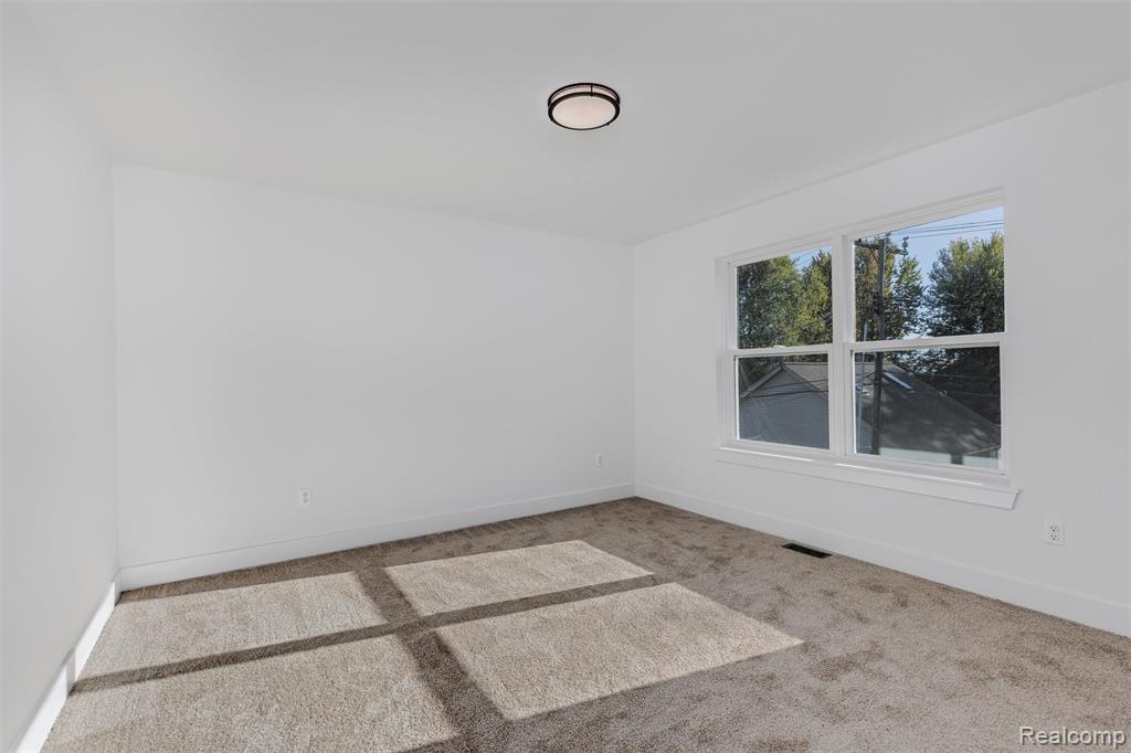 50627 Elsey Street, New Baltimore, MI 48047 — Photo 15
