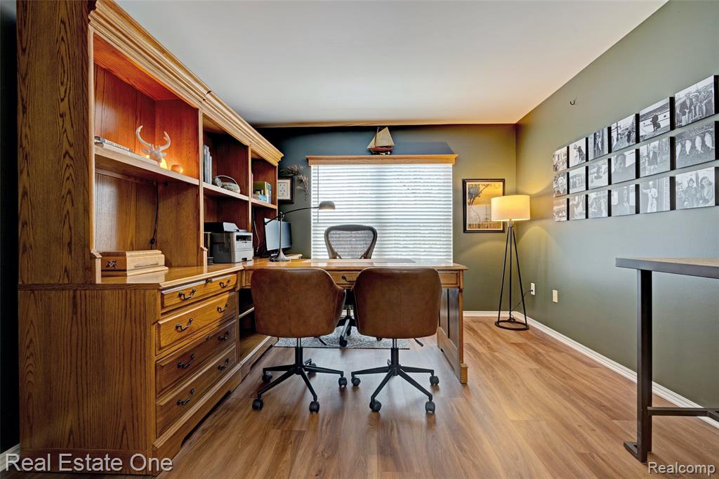 545 Sandhurst Street, Oxford, MI 48371 — Photo 12