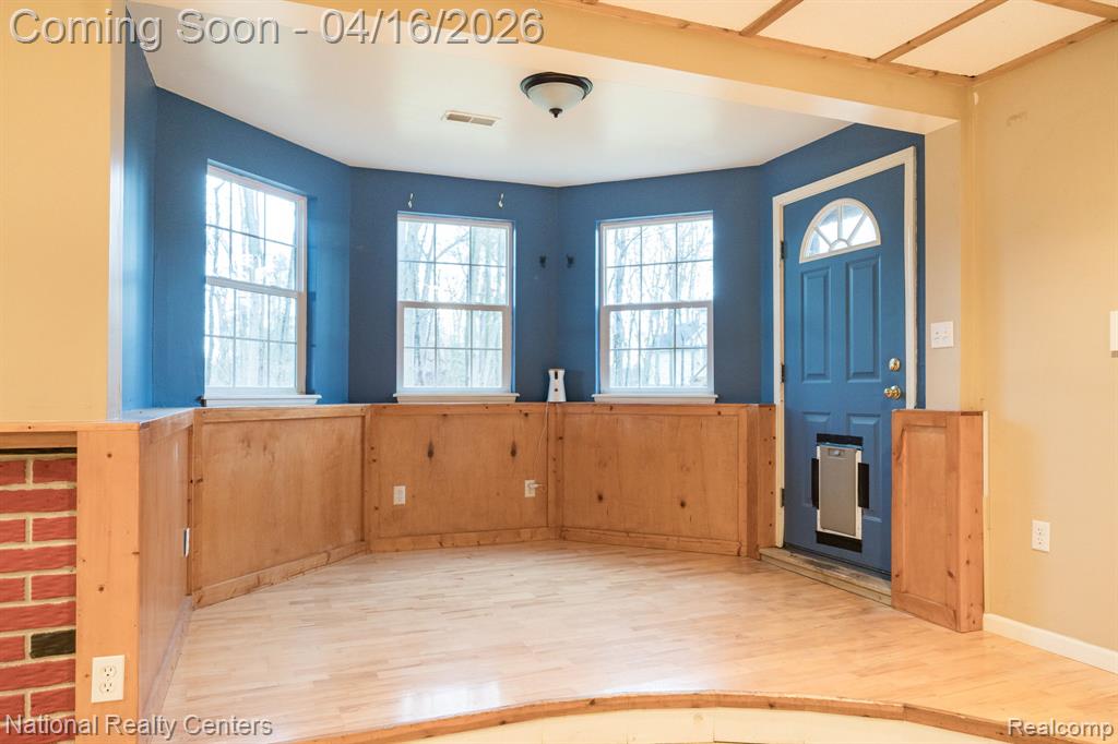 10219 Mill Pointe Drive, Goodrich Vlg, MI — Photo 39