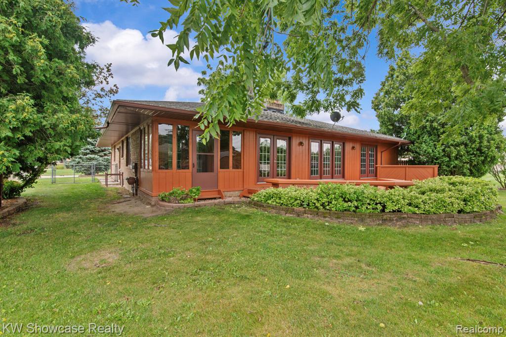 43351 ASPEN Drive, Sterling Heights, MI 48313 — Photo 26