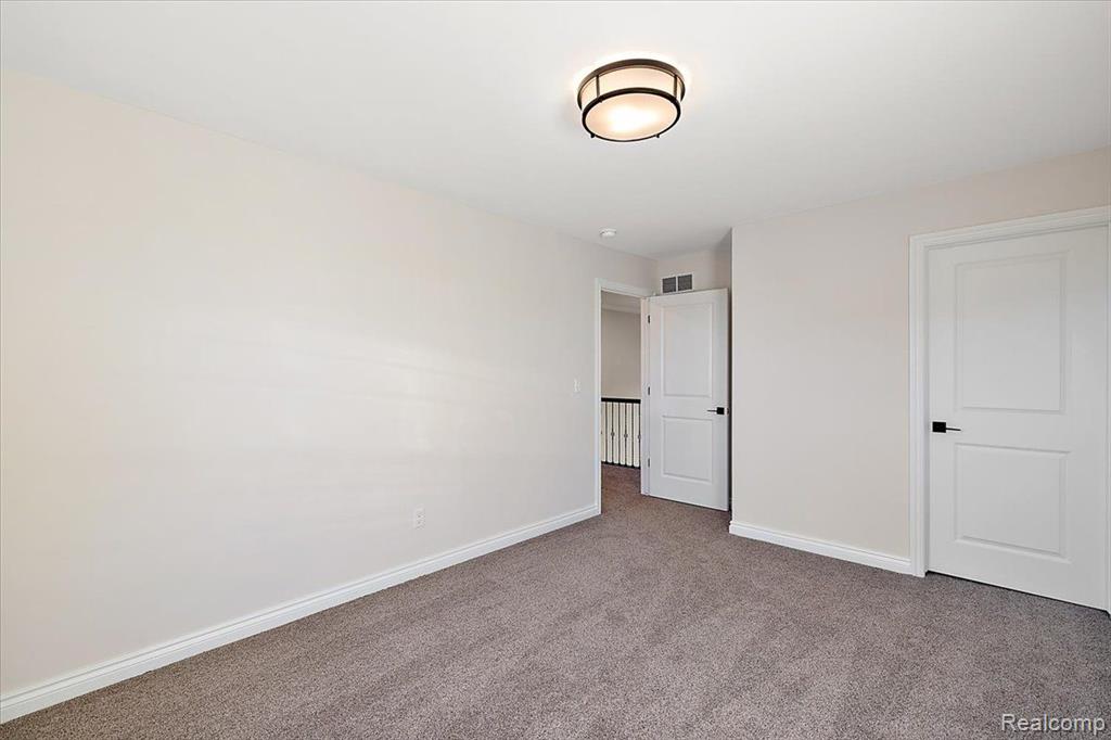 4075 Blossom Drive, Sterling Heights, MI 48314 — Photo 47