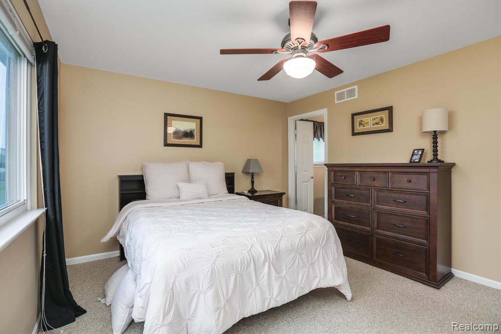 43250 DANIEL Drive, Van Buren, MI 48111 — Photo 11