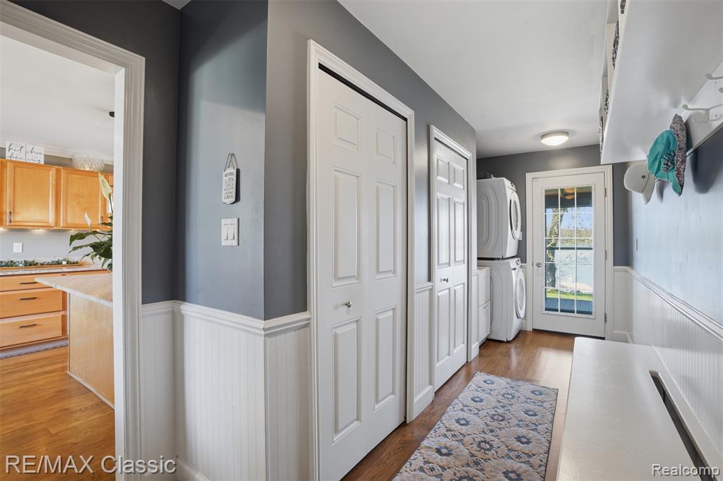 547 Deer Run, White Lake, MI — Photo 26