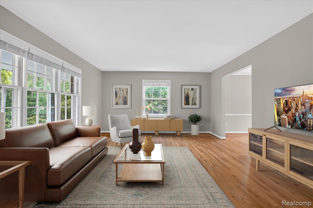 5447 Lahser Road, Bloomfield Hills, MI 48304 — Photo 11