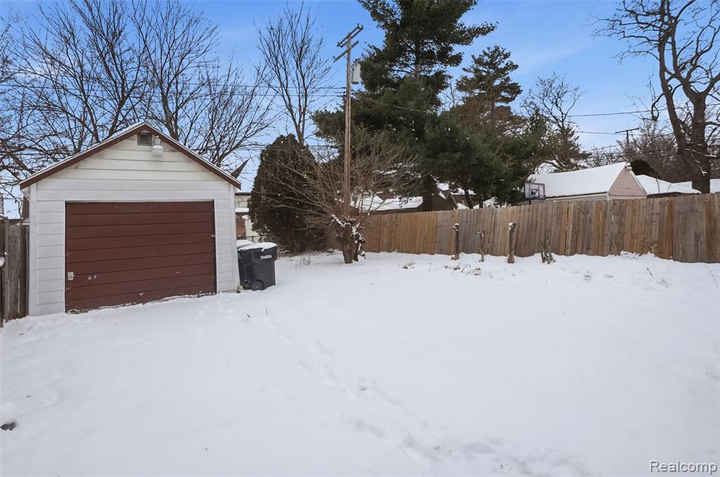 10761 Worden Street, Detroit, MI 48224 — Photo 5