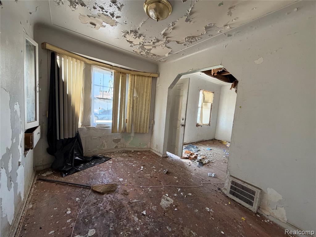 8418 Brace Street, Detroit, MI 48228 — Photo 7