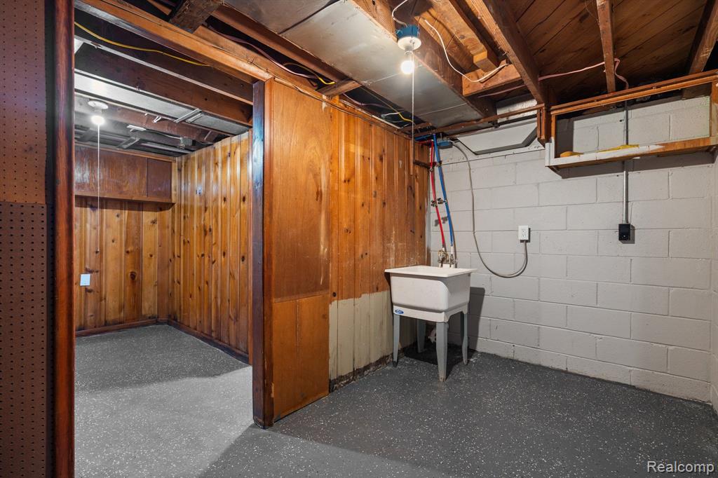 6124 LODEWYCK Street, Detroit, MI 48224 — Photo 38