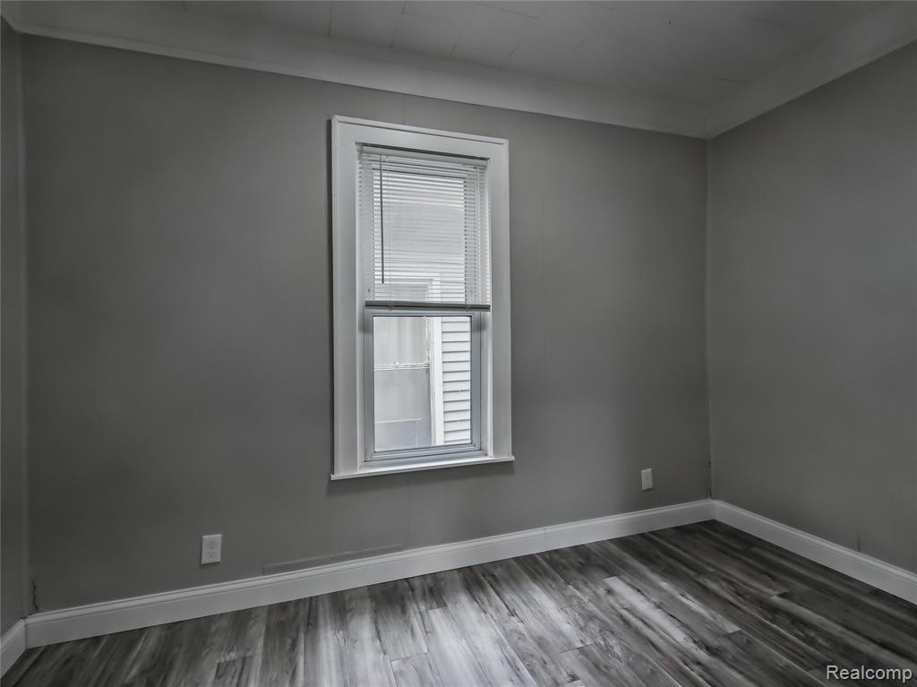 8220 Hudson Avenue, Warren, MI 48089 — Photo 11