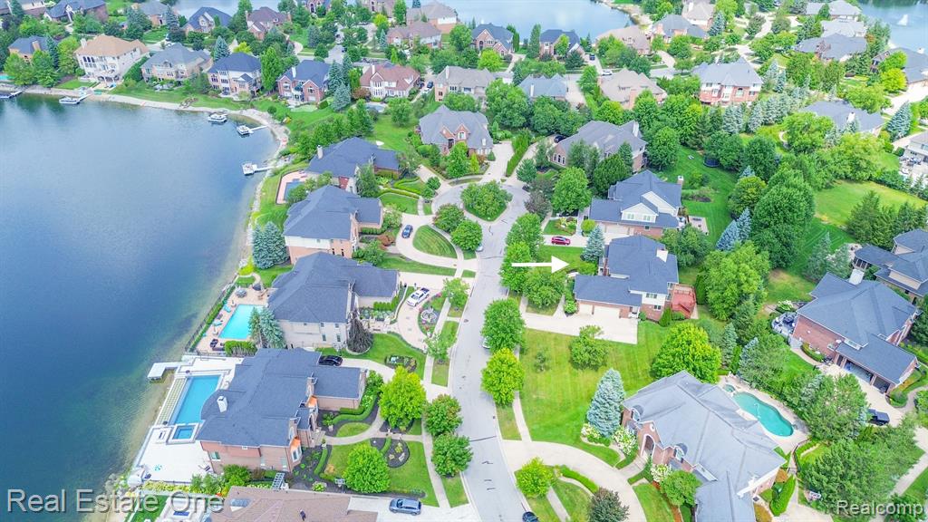 18090 Peninsula Way, Northville, MI 48168 — Photo 5