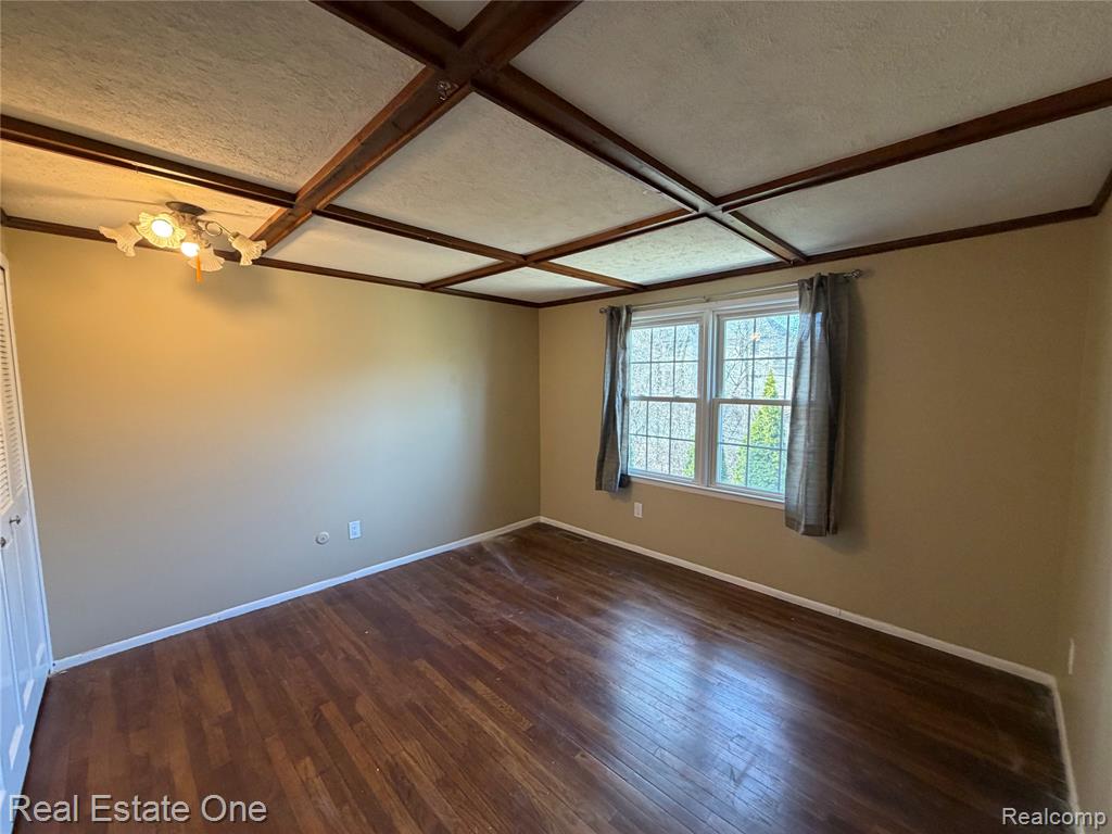7068 Heather Heath, West Bloomfield, MI — Photo 33