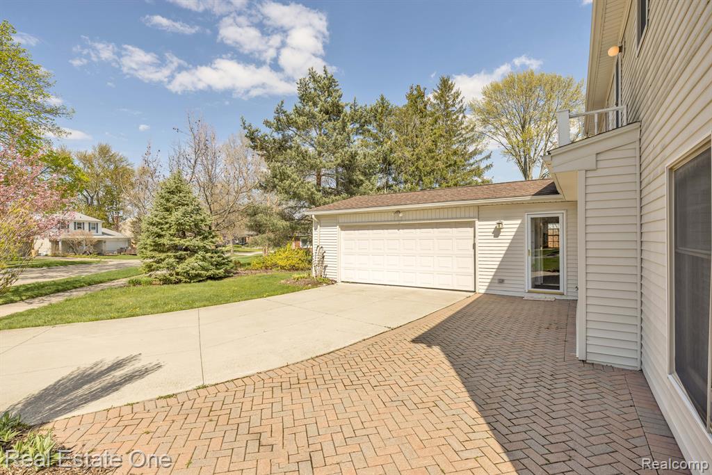 4132 AMHERST Road, Royal Oak, MI 48073 — Photo 36