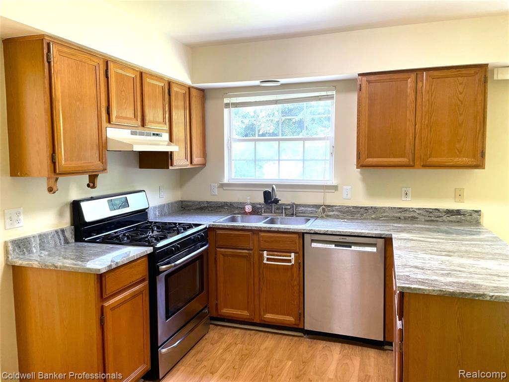 3048 Turnberry Lane, Ann Arbor, MI 48108 — Photo 5