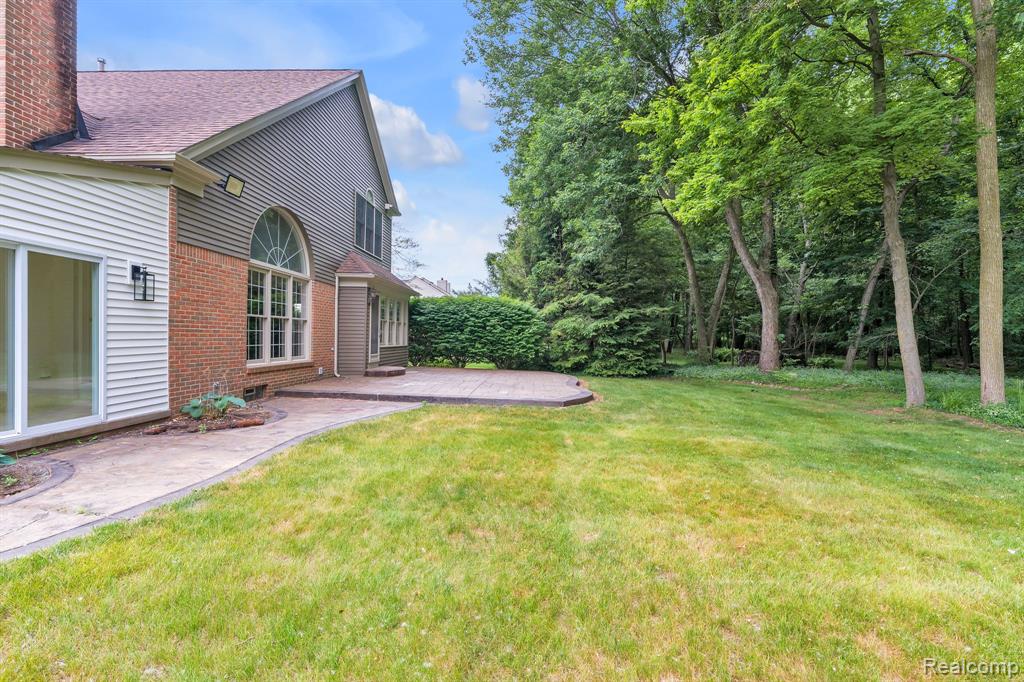 47974 Deer Trail Drive, Canton, MI 48187 — Photo 7