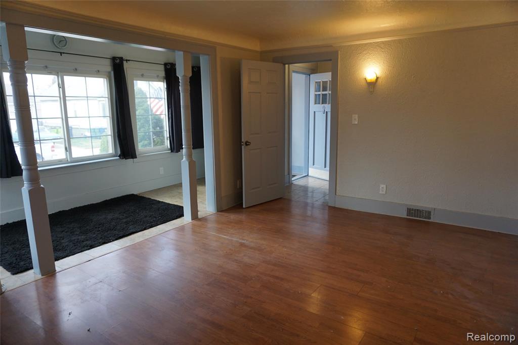 1713 Austin Avenue, Lincoln Park, MI 48146 — Photo 4