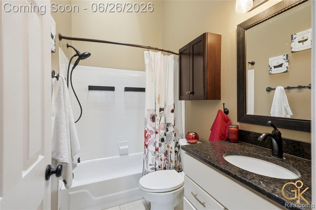 49613 Draper Circle, Plymouth, MI 48170 — Photo 33