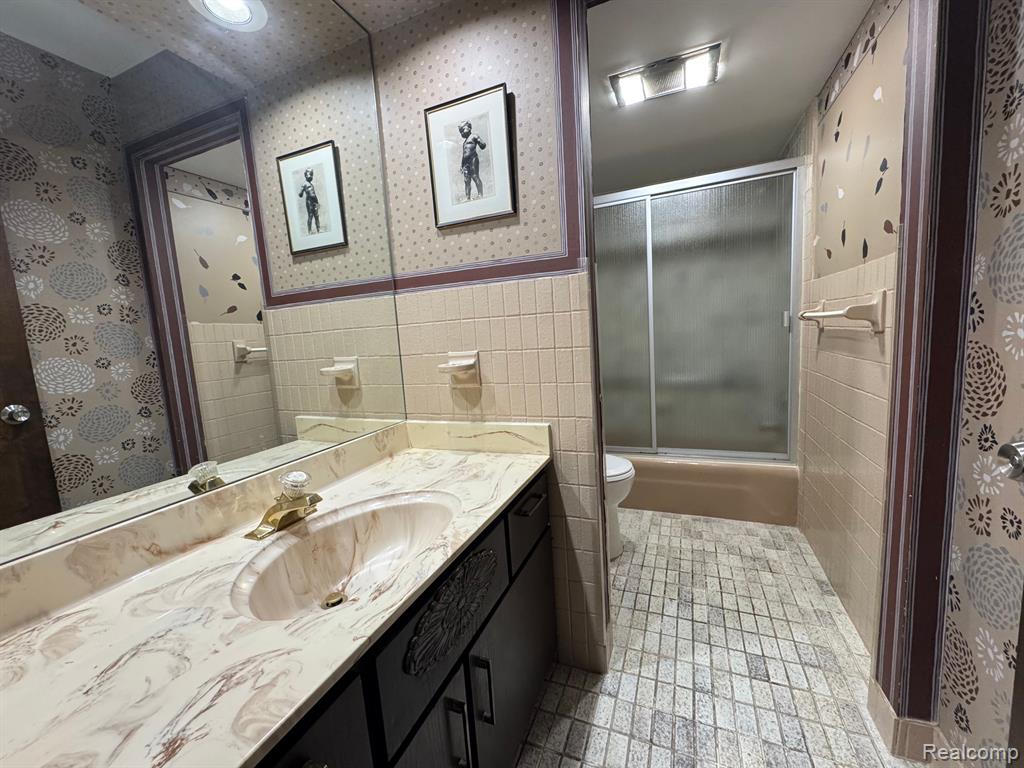 3 COLONY Lane, Dearborn, MI 48120 — Photo 24