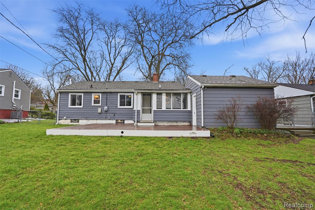 831 Loyola Drive, Ann Arbor, MI 48103 — Photo 28