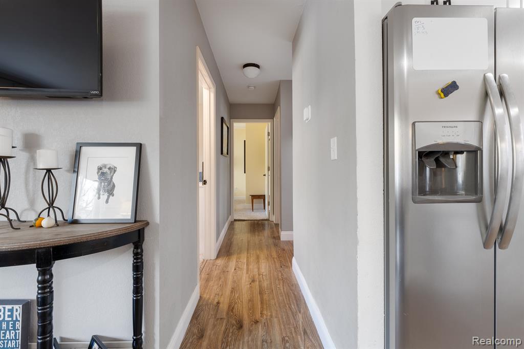 400 CLARENDON Street, Ann Arbor, MI 48103 — Photo 9