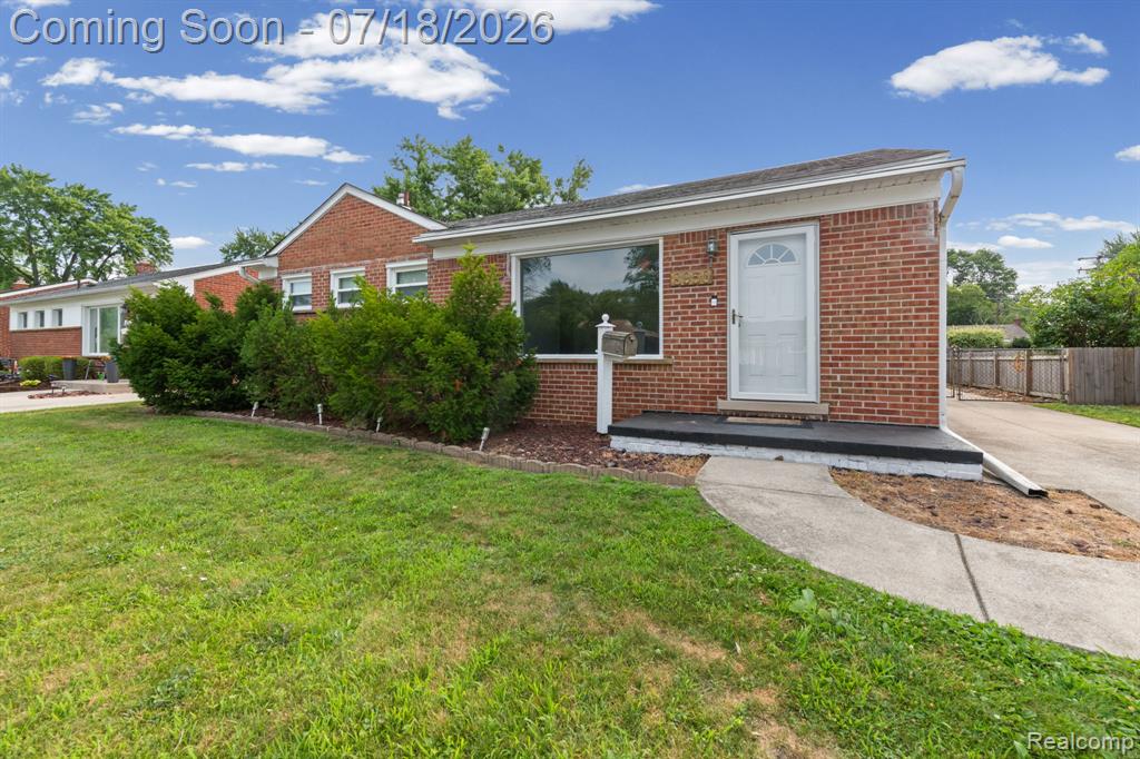 8950 Brentwood Street, Livonia, MI 48150 — Photo 3