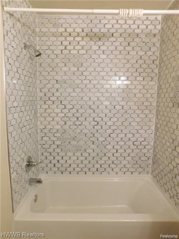 805 PLATE Street, Rochester, MI 48307 — Photo 12