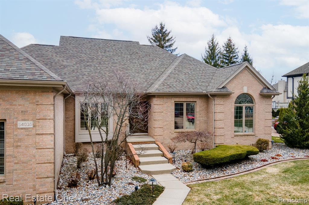 54035 Scarboro Way, Shelby Twp, MI 48316 — Photo 38
