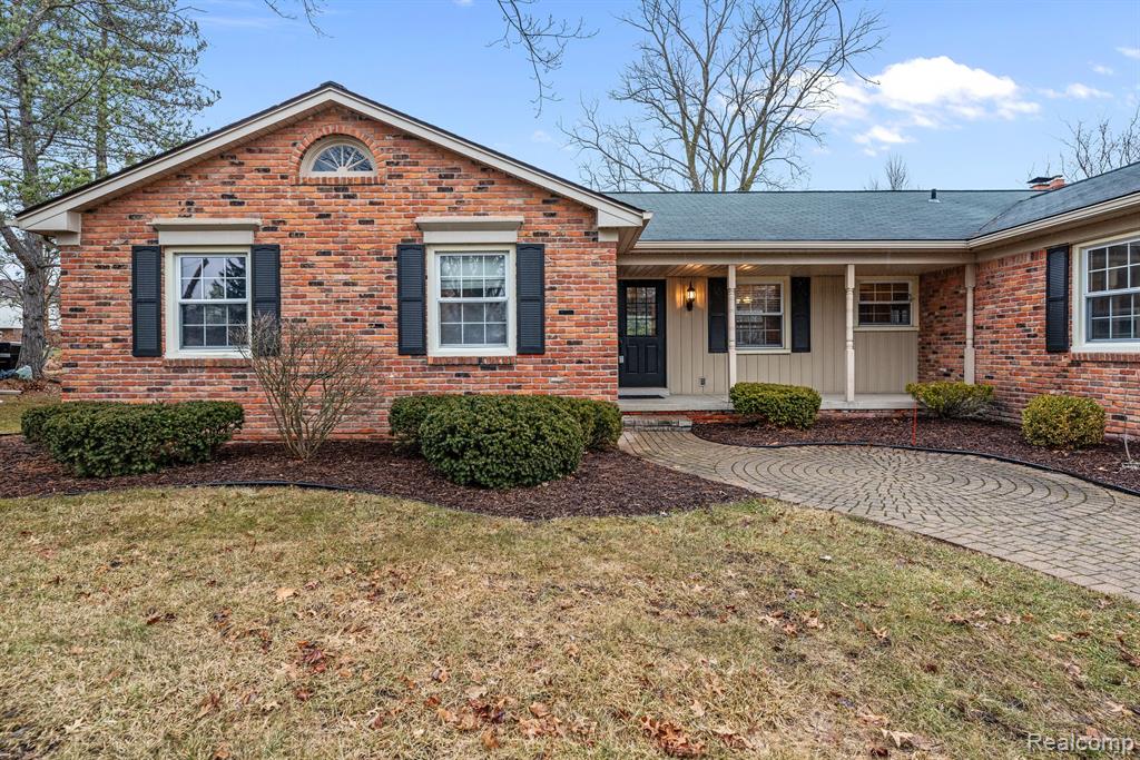 45572 N TURTLEHEAD, Plymouth, MI 48170 — Photo 2