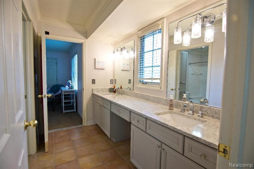 755 MAJESTIC, Rochester Hills, MI 48306 — Photo 37