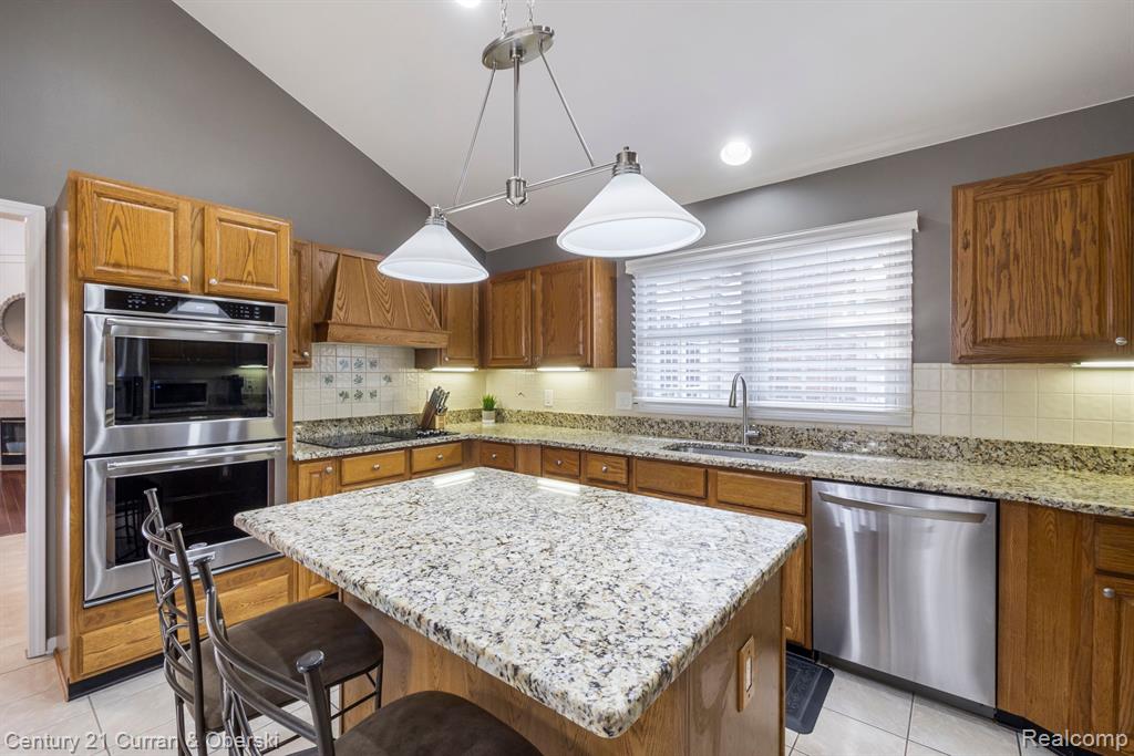 16708 OAKMONT, Northville, MI 48168 — Photo 20
