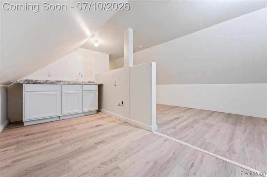 17196 Shields Street, Hamtramck, MI 48212 — Photo 19