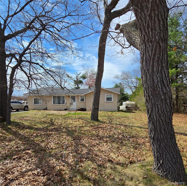 4592 F 41, Oscoda, MI 48750 — Photo 2