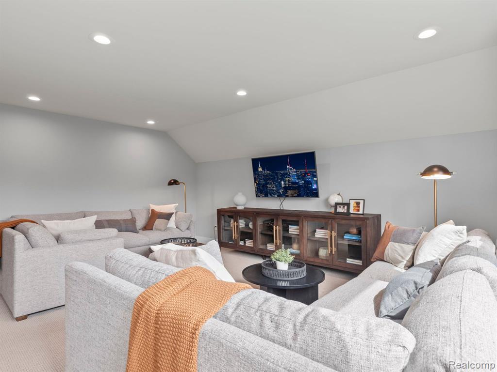 4763 CURTIS Road, Ann Arbor, MI, 48105