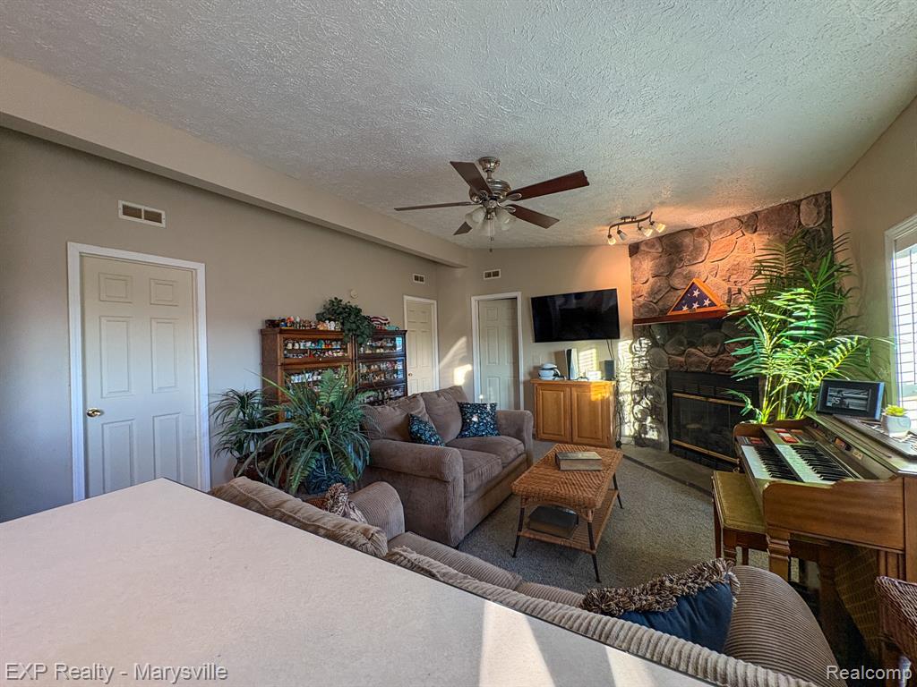 6433 Norman Road, MI 48032 — Photo 8