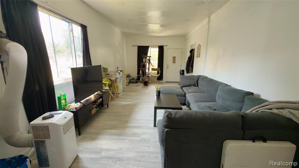 5120 BELVIDERE Street, Detroit, MI 48213 — Photo 3