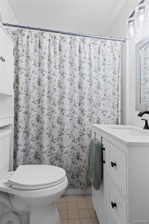 527 E Sunnybrook Drive, Royal Oak, MI 48073 — Photo 10
