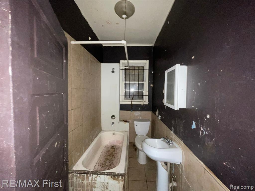 2848 WILLIAMS Street, Detroit, MI 48216 — Photo 16