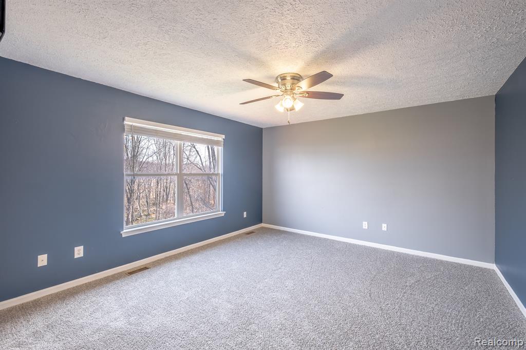 618 RUSTIC Trail, Linden, MI 48451 — Photo 10