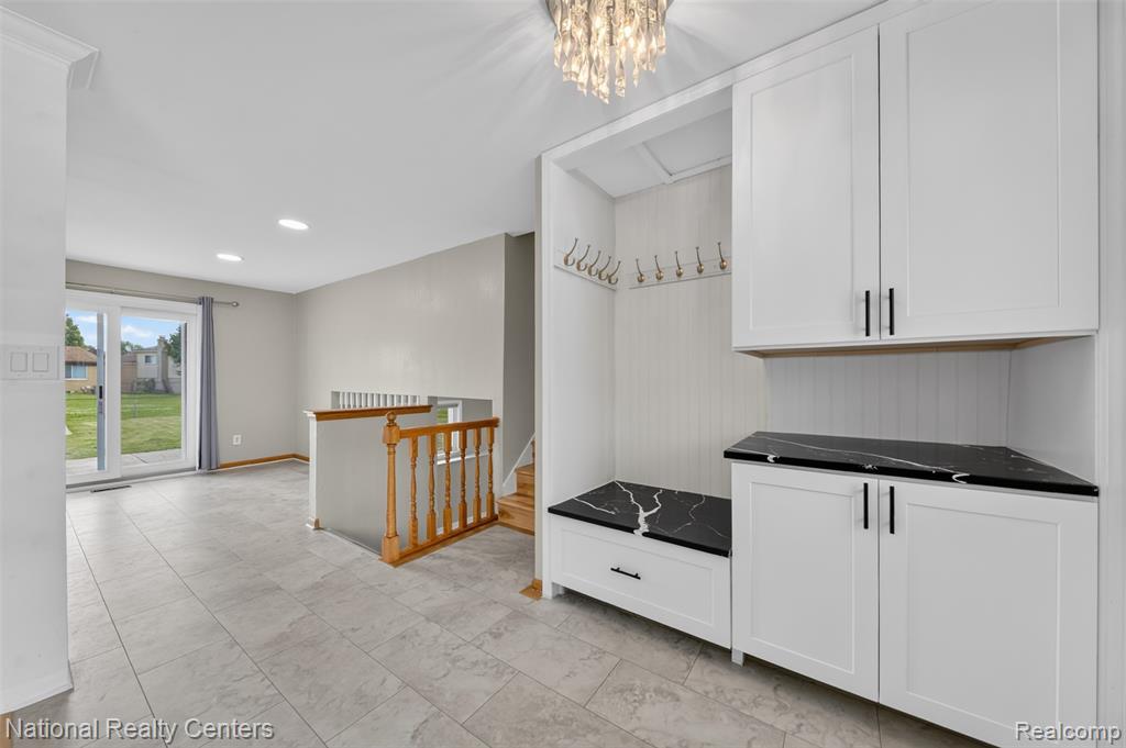 40014 Eagle Drive, Sterling Heights, MI 48310 — Photo 32