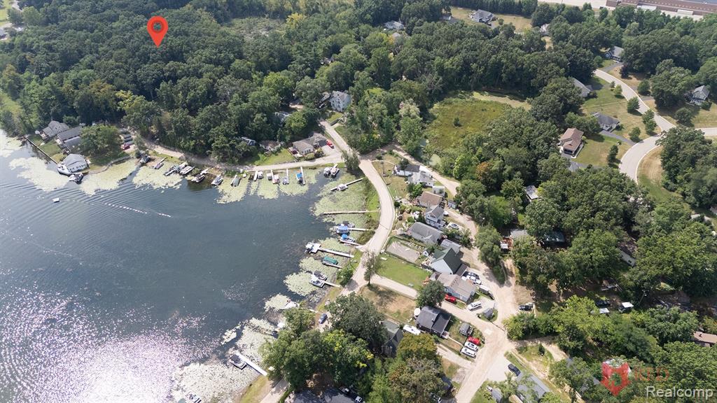6550 Avon Drive, Brighton, MI 48116 — Photo 43