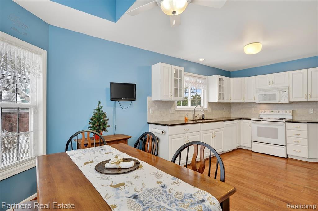 4771 New Haven Drive, Howell, MI 48843 — Photo 11