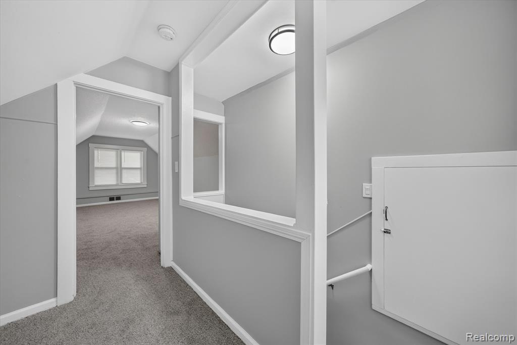 11548 Cardwell Street, Livonia, MI 48150 — Photo 16