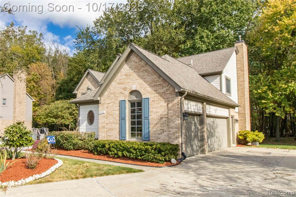 4070 Blue Heron Drive, Auburn Hills, MI 48326 — Photo 4