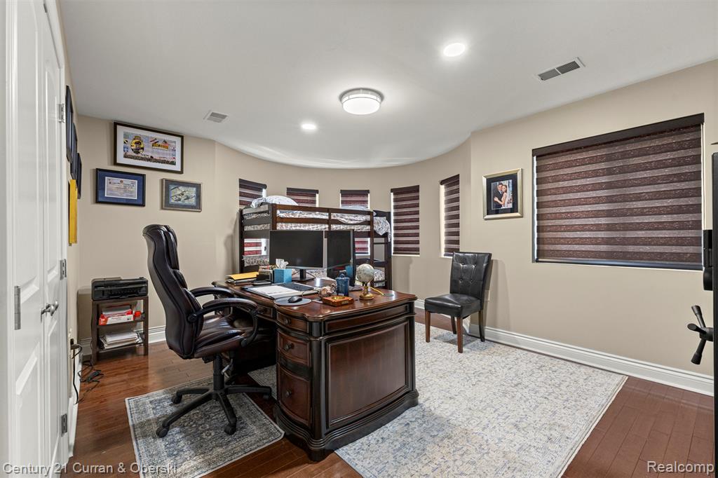 6804 Centralia Street, Dearborn Heights, MI 48127 — Photo 25