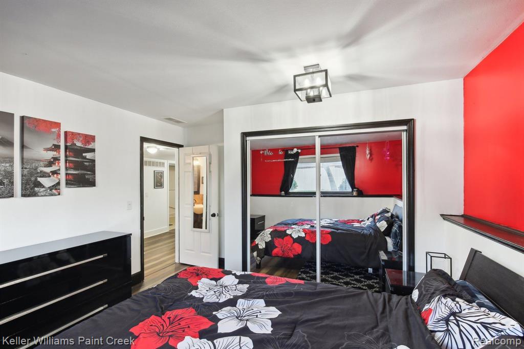 42378 LOCHMOOR Street, Clinton Twp, MI 48038 — Photo 14