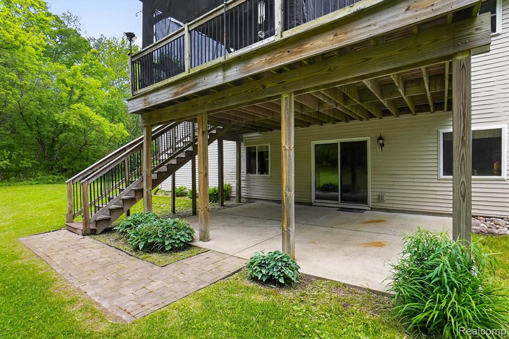 9565 Crofoot Road, Fowlerville, MI 48836 — Photo 36