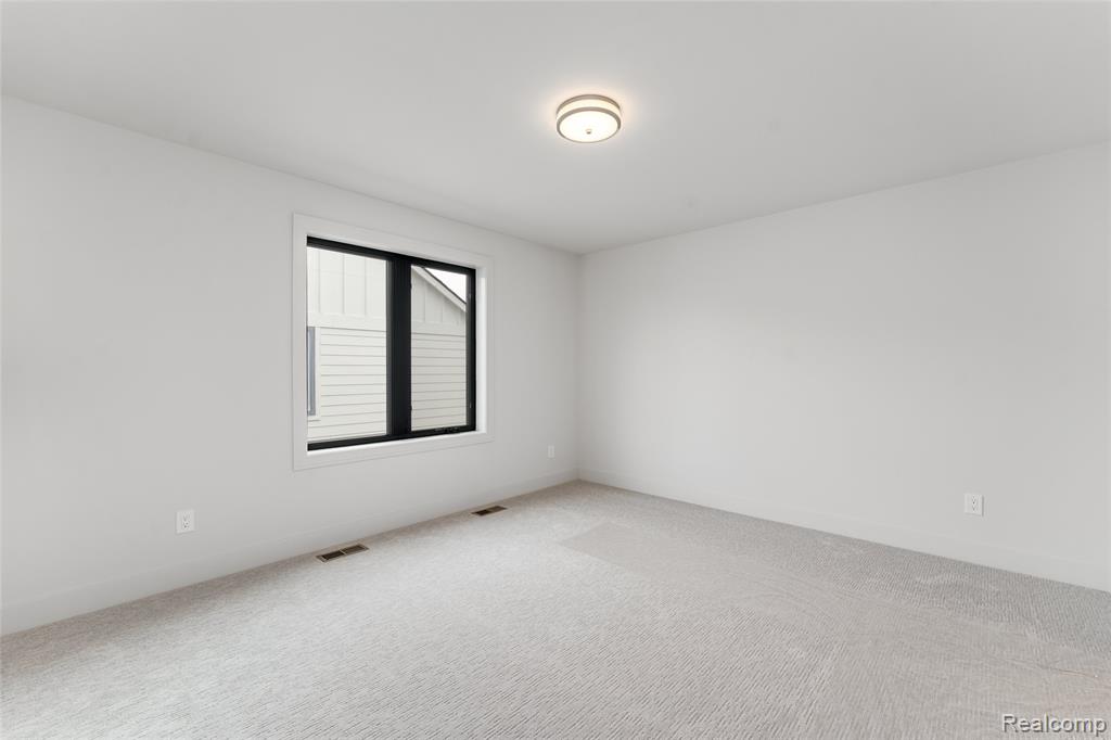53 South Trail Court, Troy, MI 48083 — Photo 30