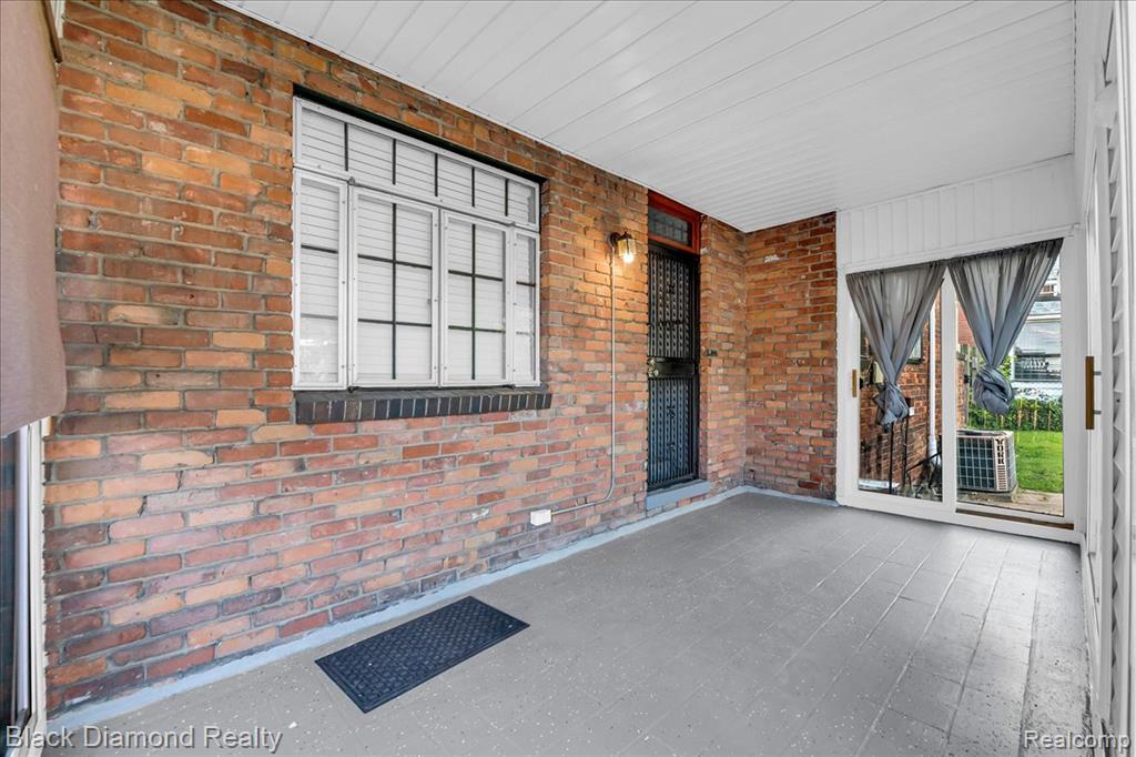 5500 Harvard Road, Detroit, MI 48224 — Photo 54