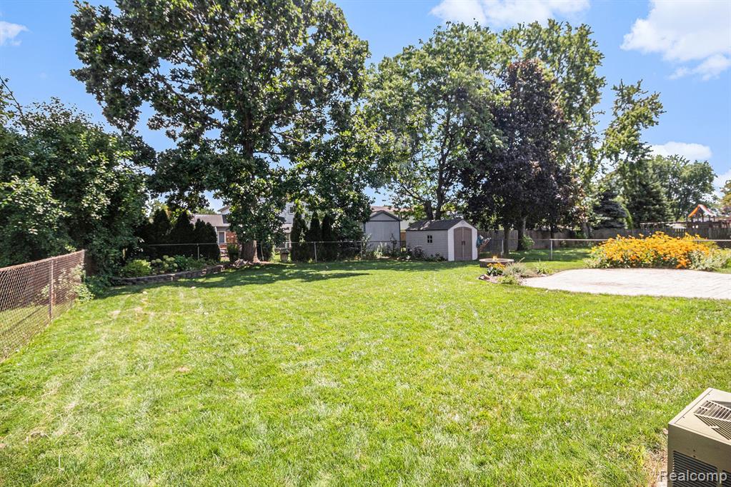 7370 Irongate Road, Canton, MI 48187 — Photo 39
