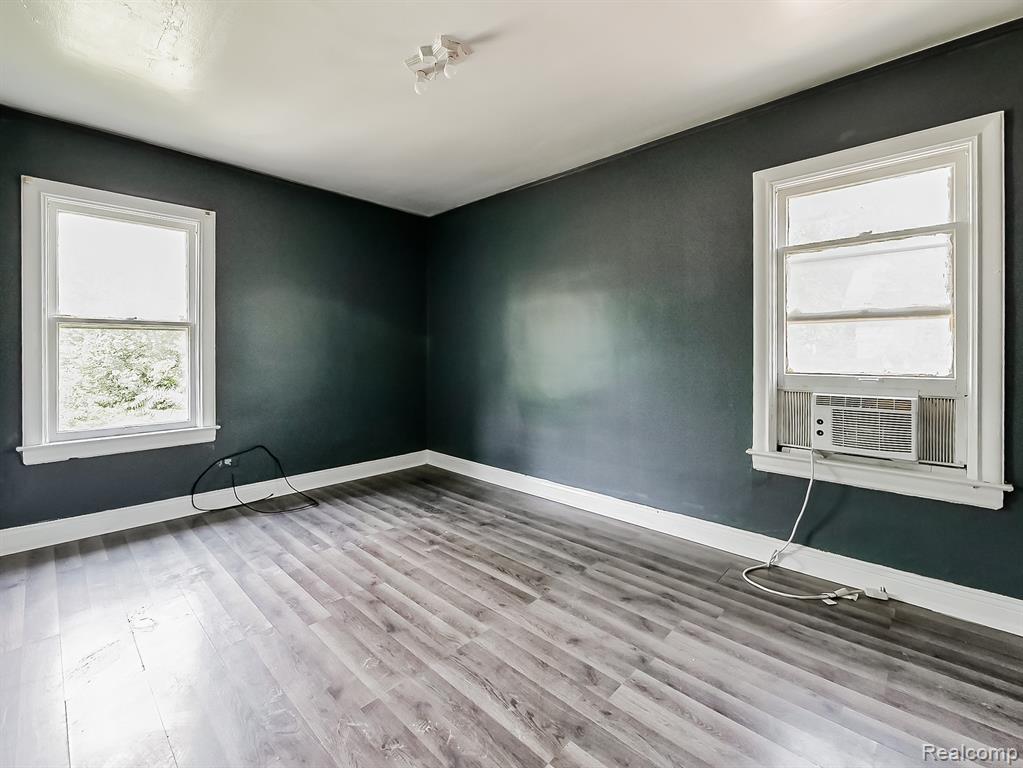 9379 Birwood Street, Detroit, MI 48204 — Photo 16